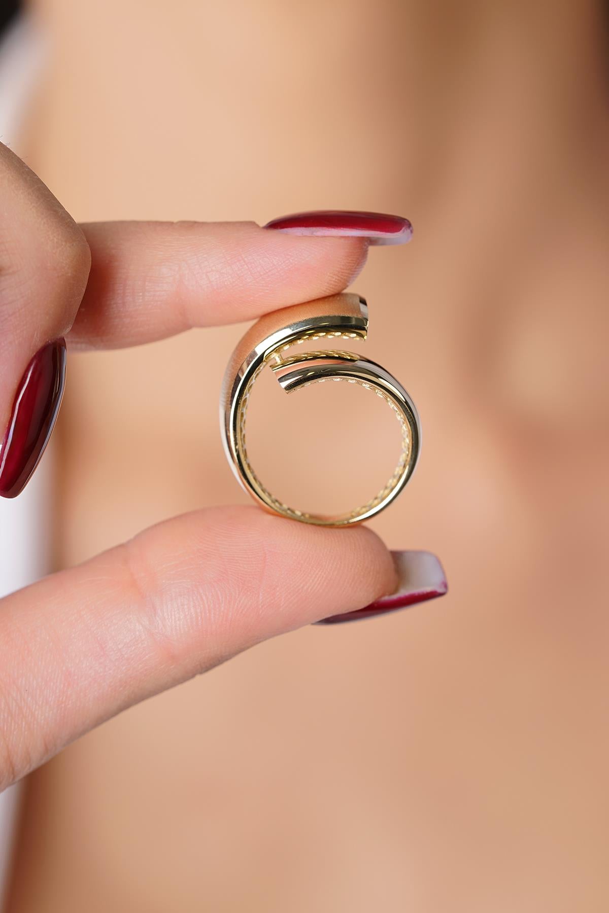 14K Gold Ulyana Designer Band Ring