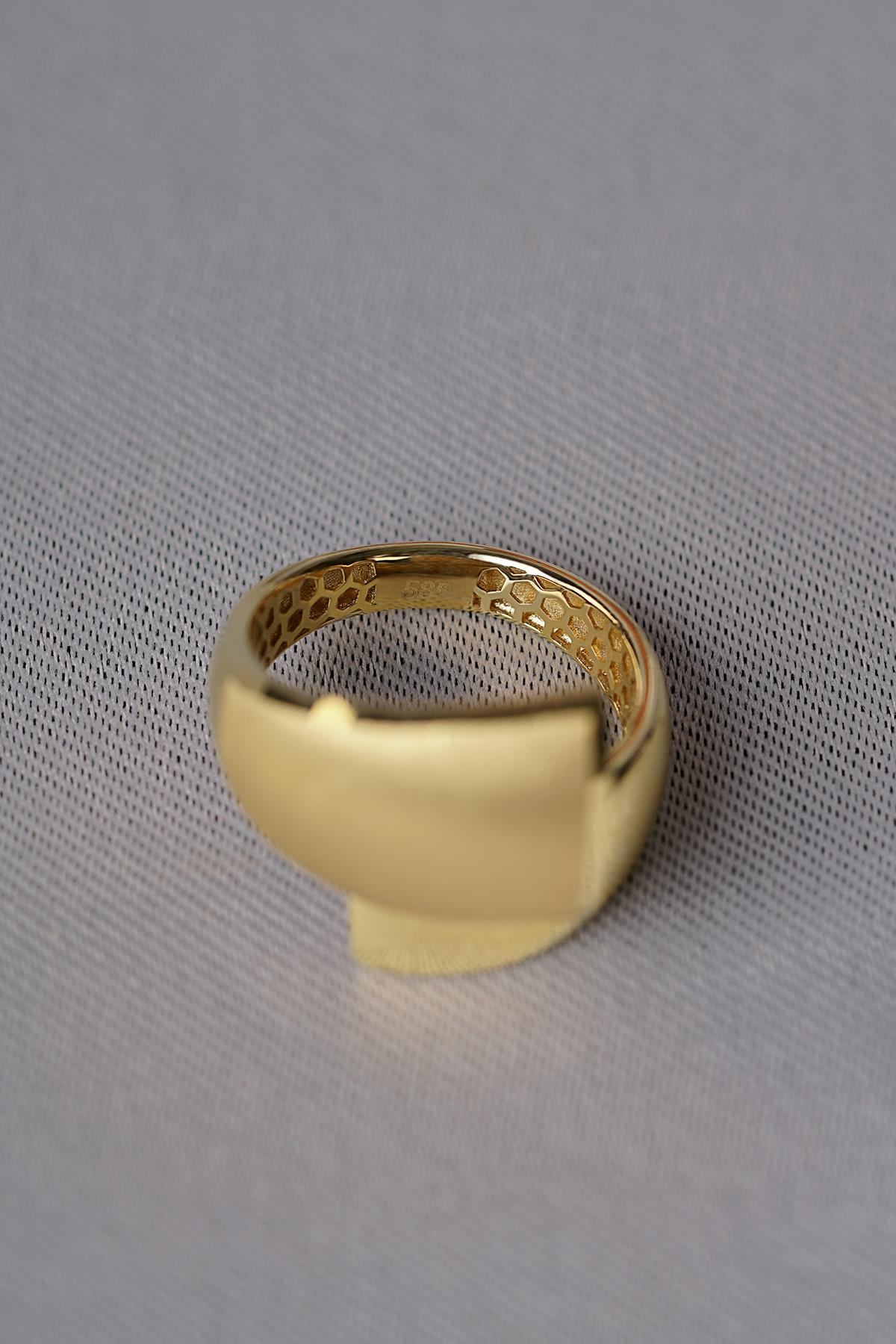 14K Gold Ulyana Designer Band Ring
