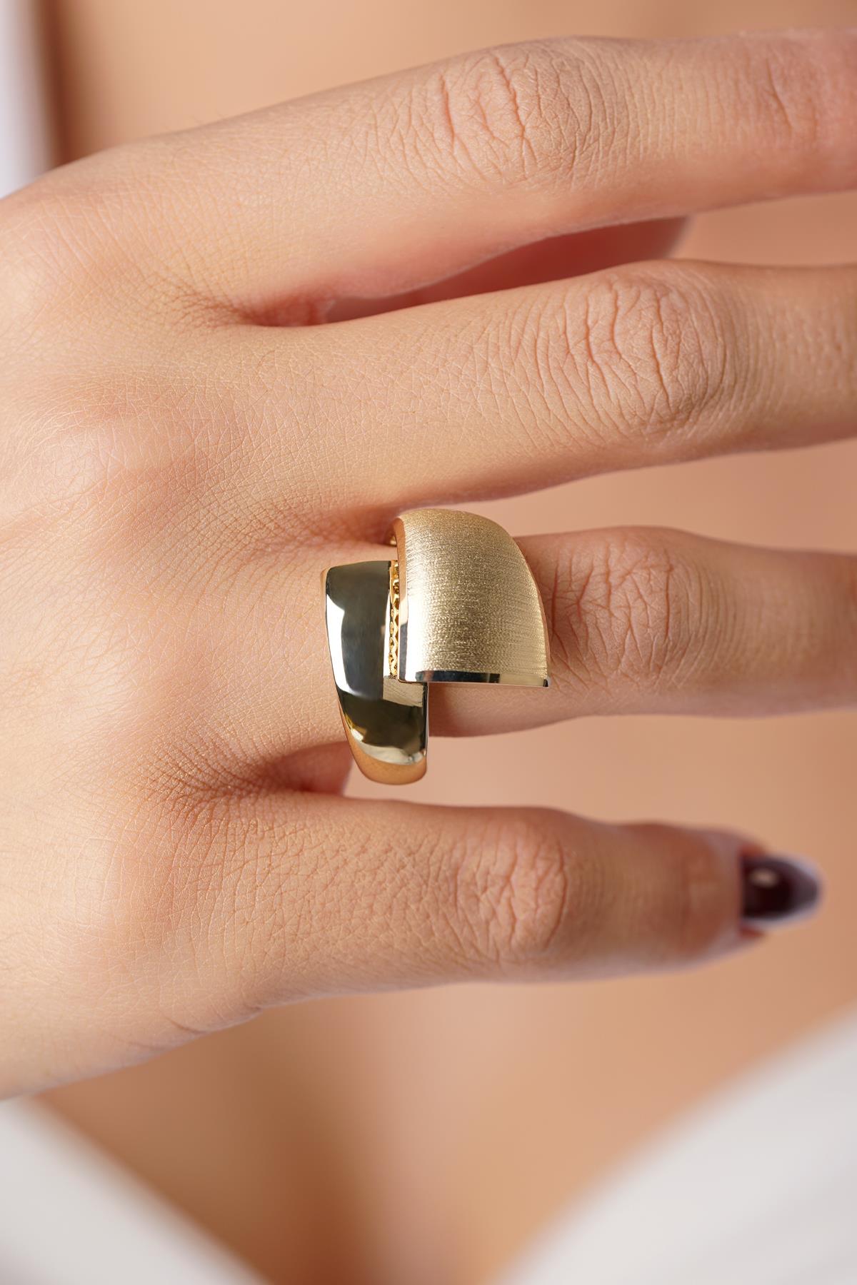 14K Gold Ulyana Designer Band Ring