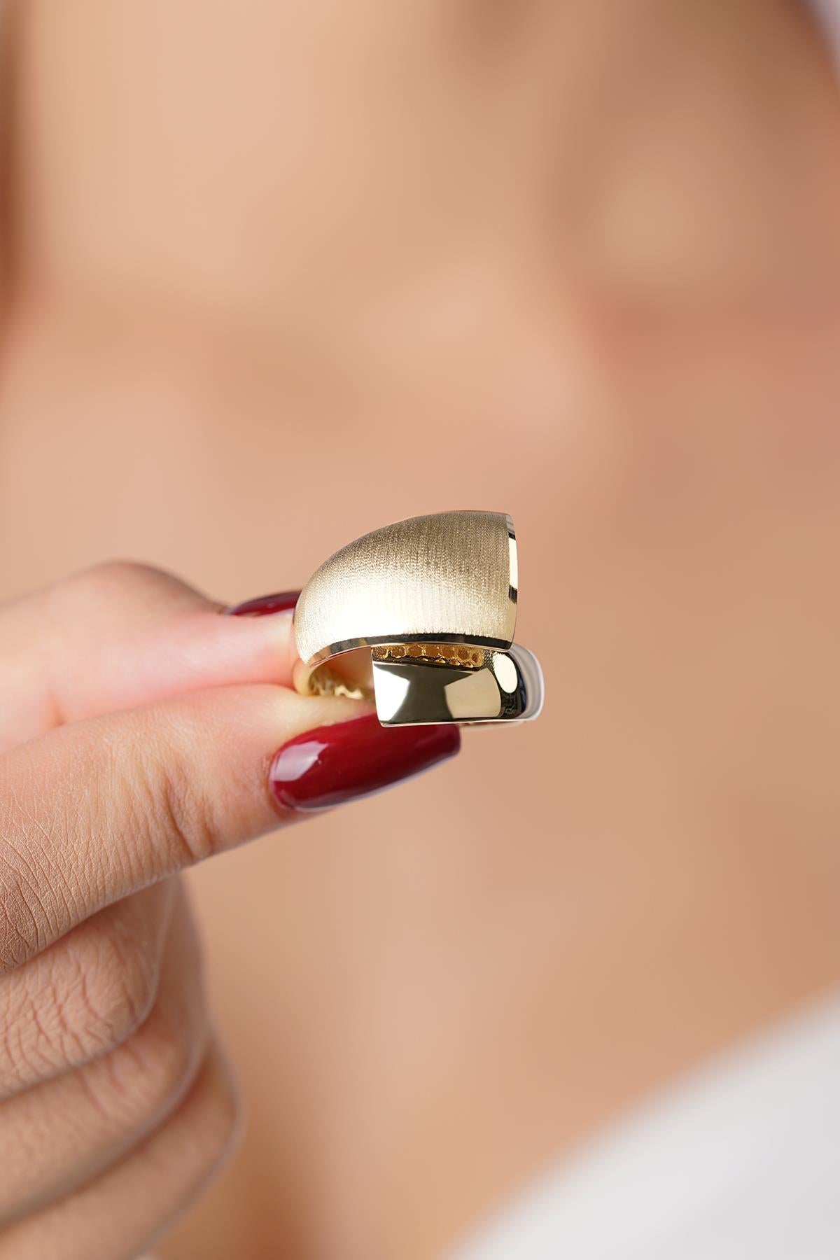 14K Gold Ulyana Designer Band Ring