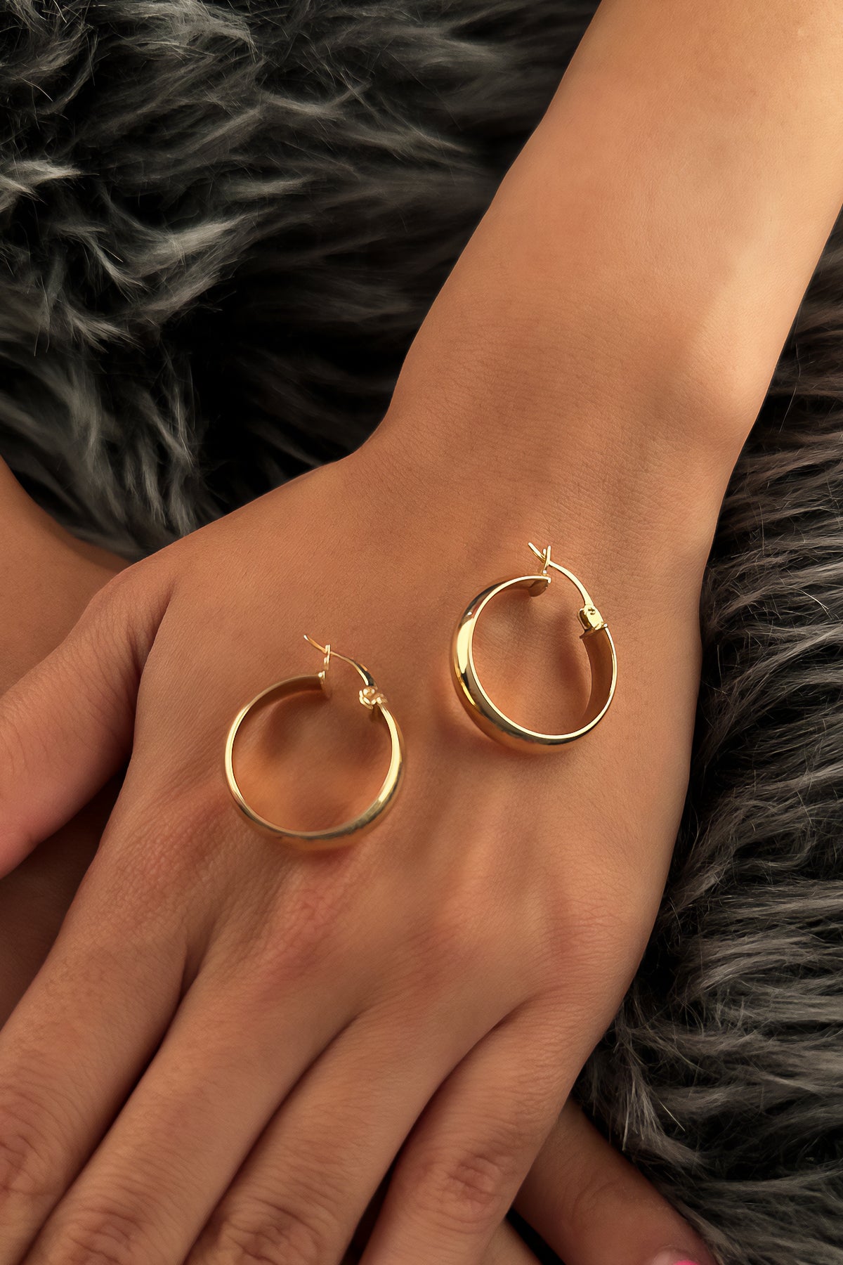14K Gold Wide Hoop Earrings 5