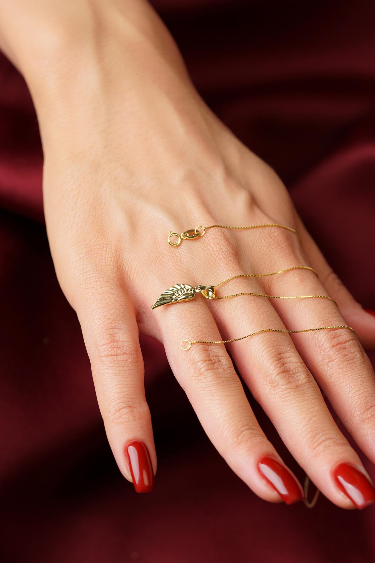 14K Solid Gold Wing Detailed Cube Chain Necklace