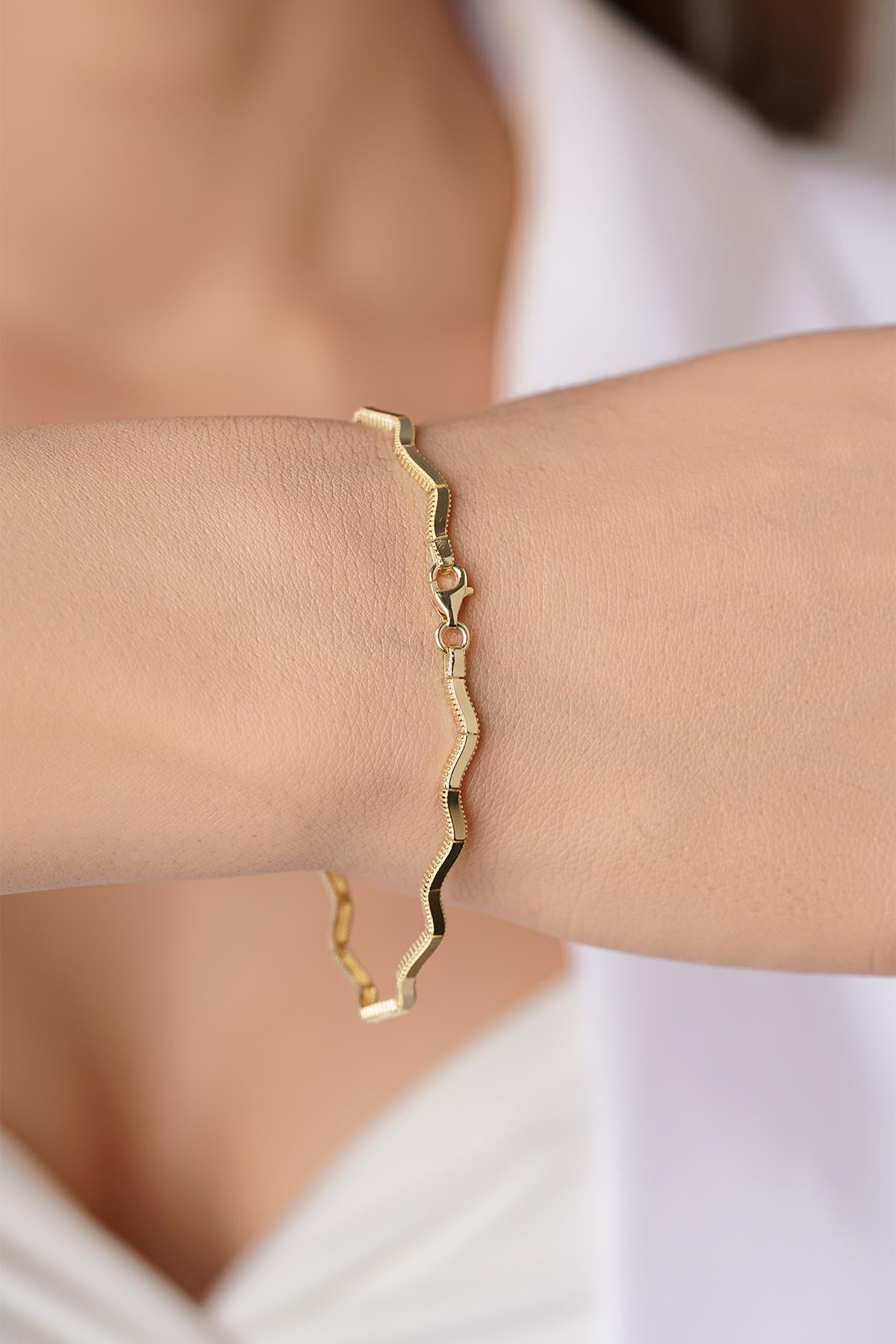 14K Solid Gold Zigzag Ajda Bracelet