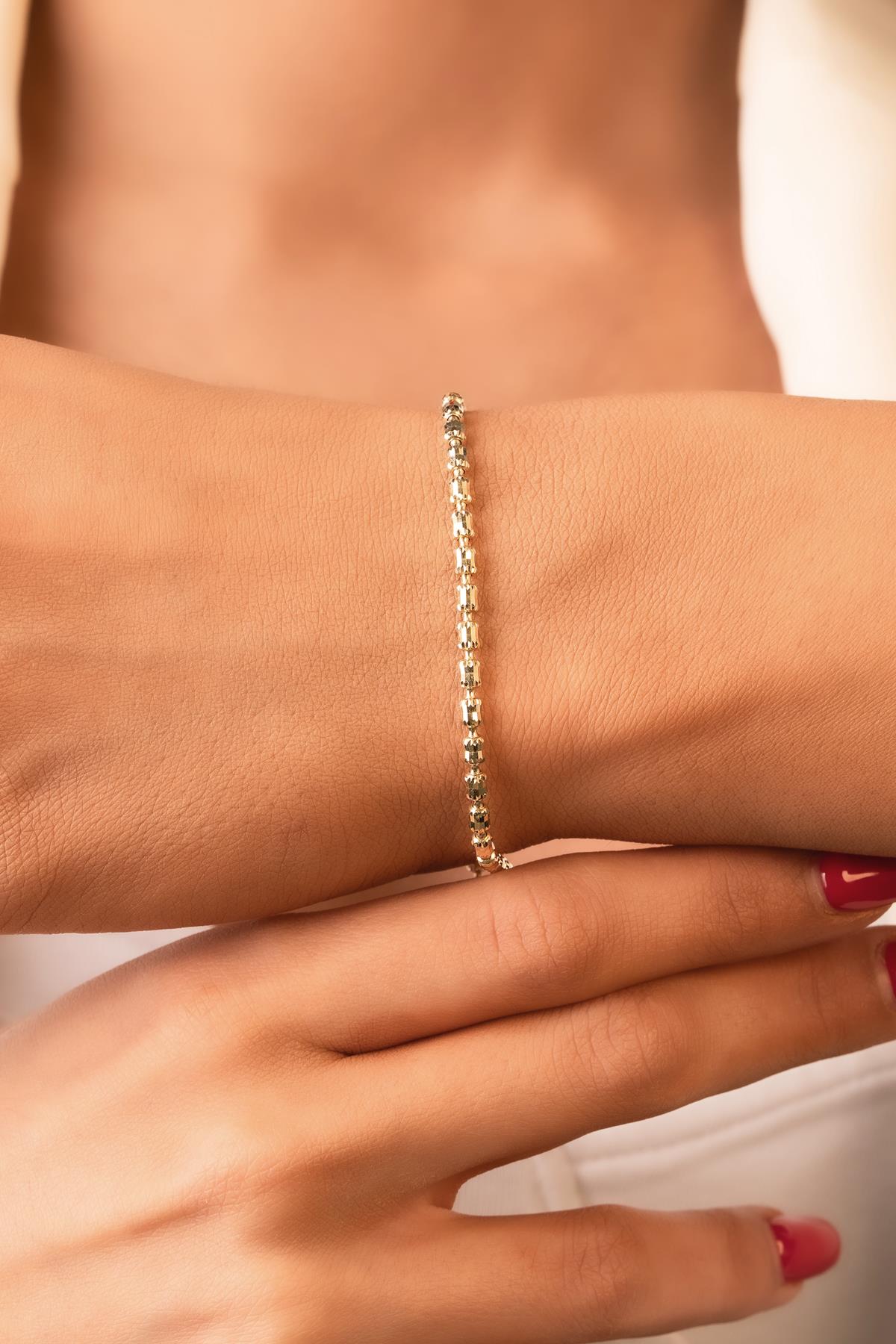 14K Linda Bracelet