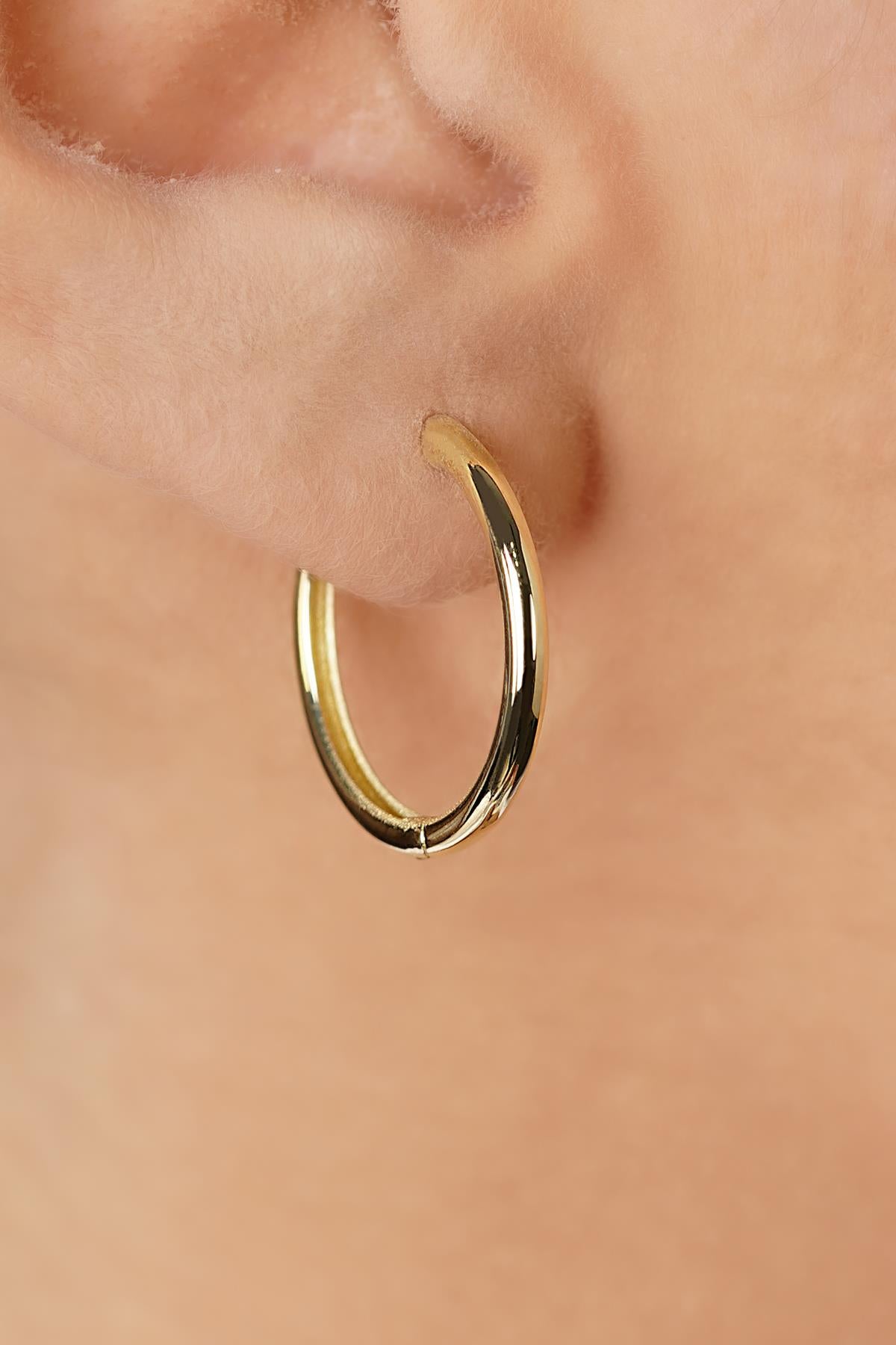 14K Solid Gold Classic Round Hoops