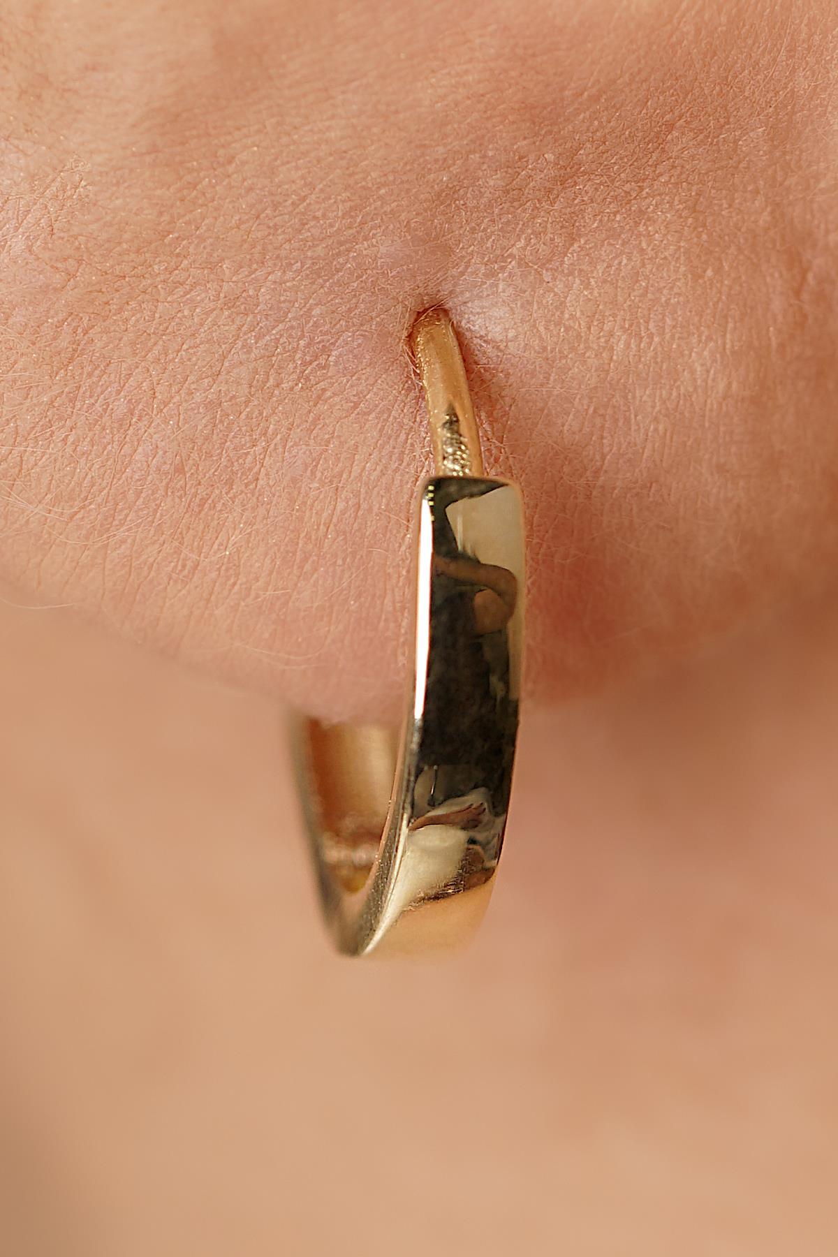 14K Solid Gold Classic Smooth Hoops