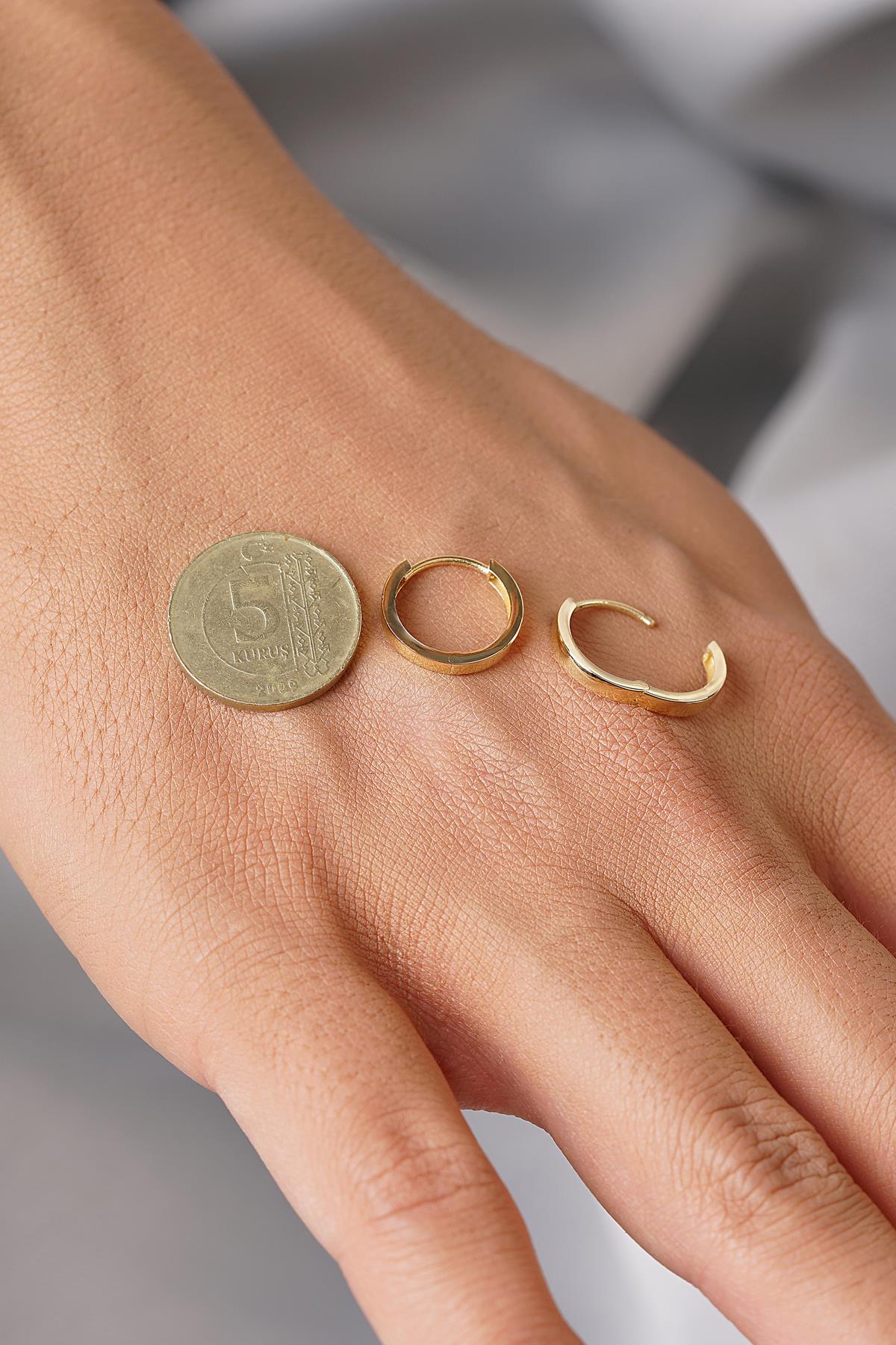 14K Solid Gold Classic Smooth Hoops