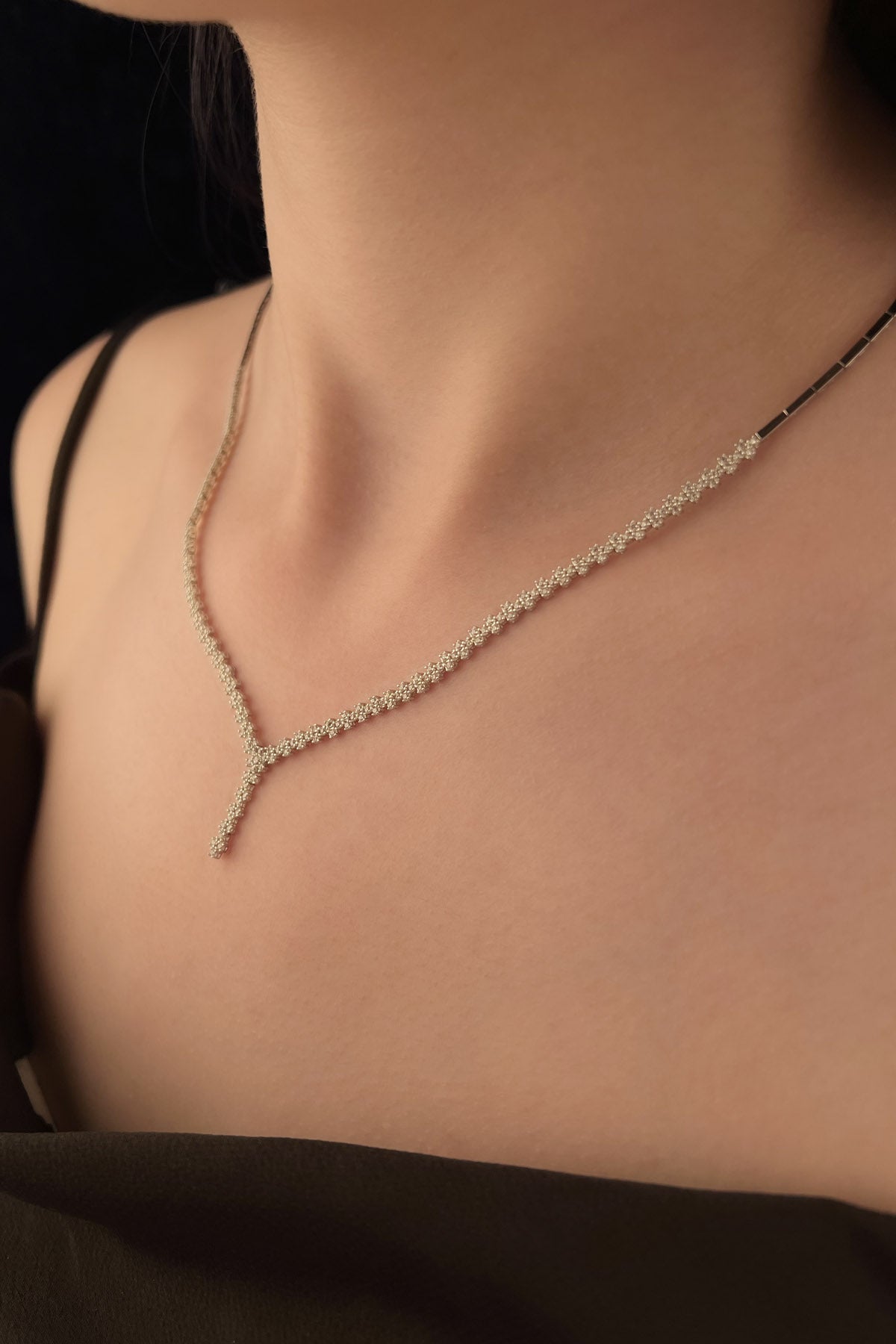 14K White Gold Tasteful Necklace