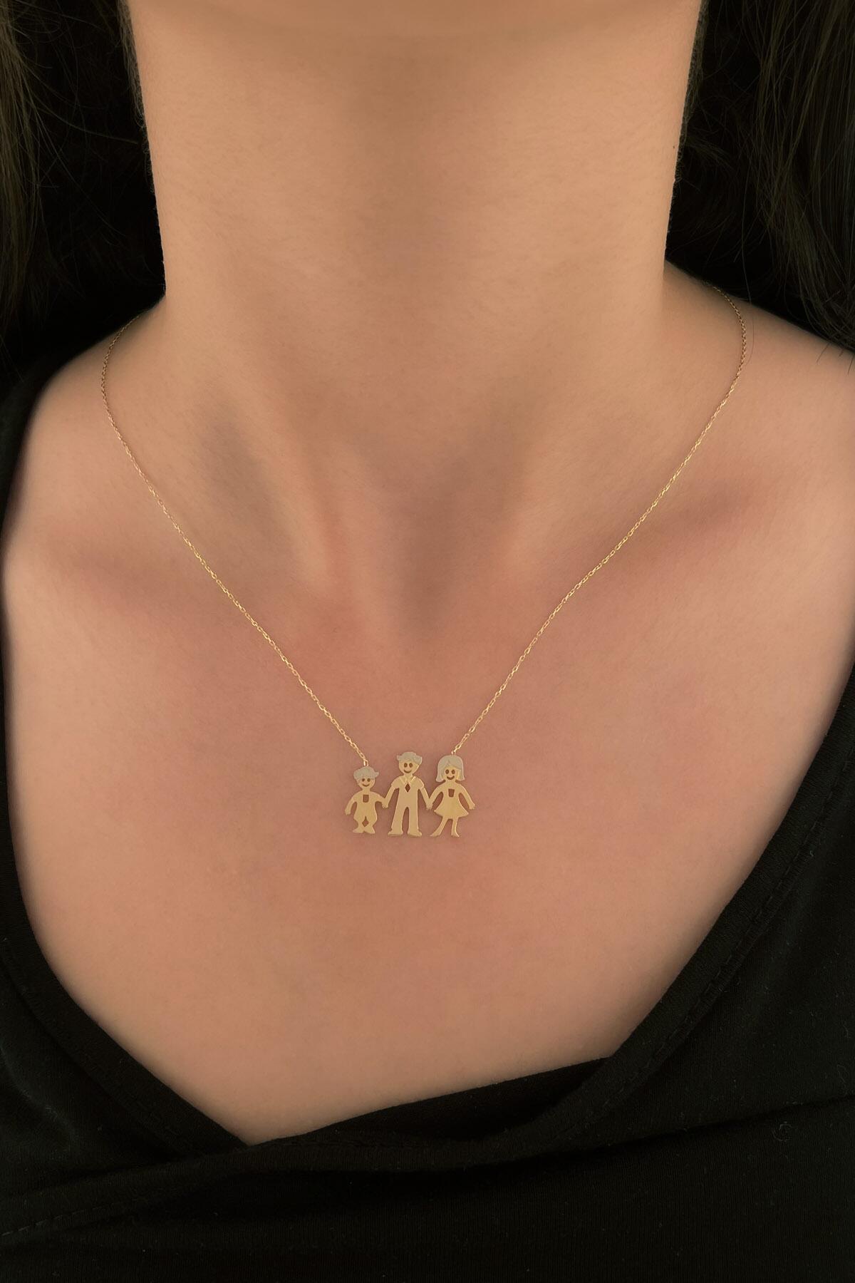 14K Gold Mom Dad And Boy Necklace