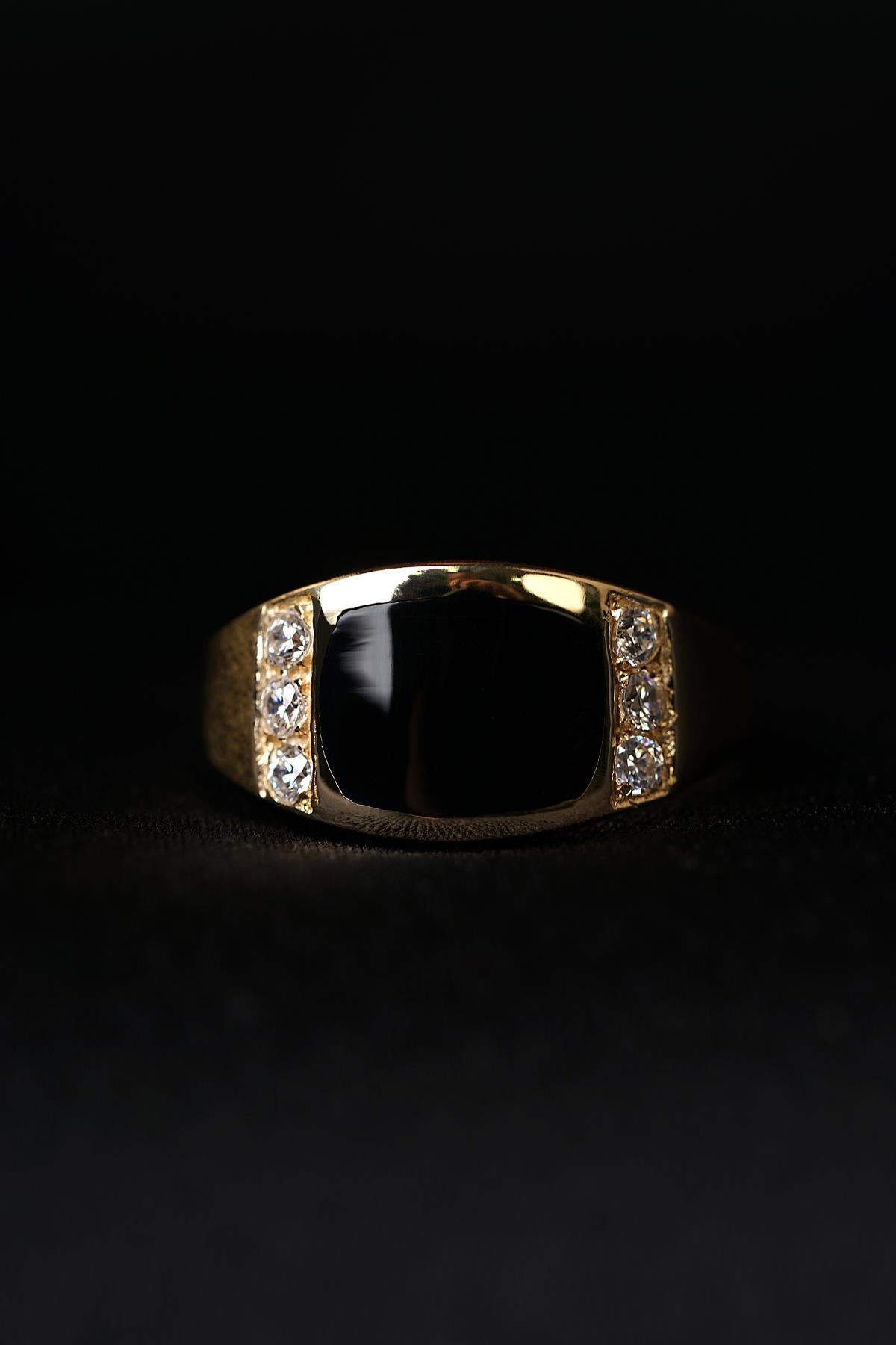 Men's 14K Gold Black Onyx Signet Ring