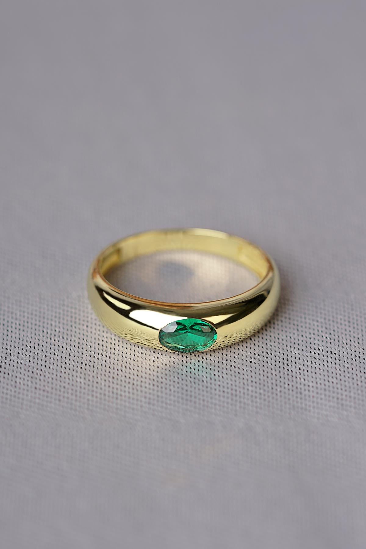 Men's 14K Gold Emerald Signet Ring