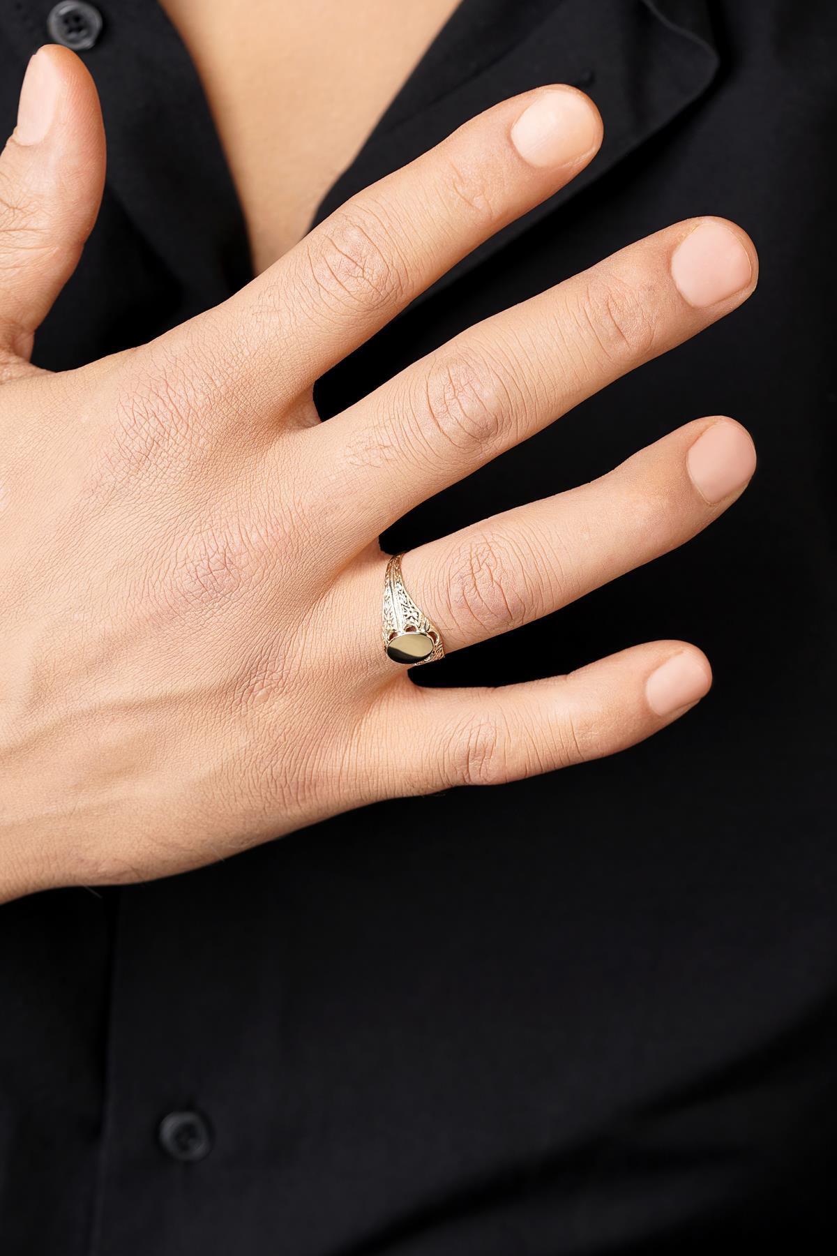 Men's 14K Gold Ornate Signet Ring