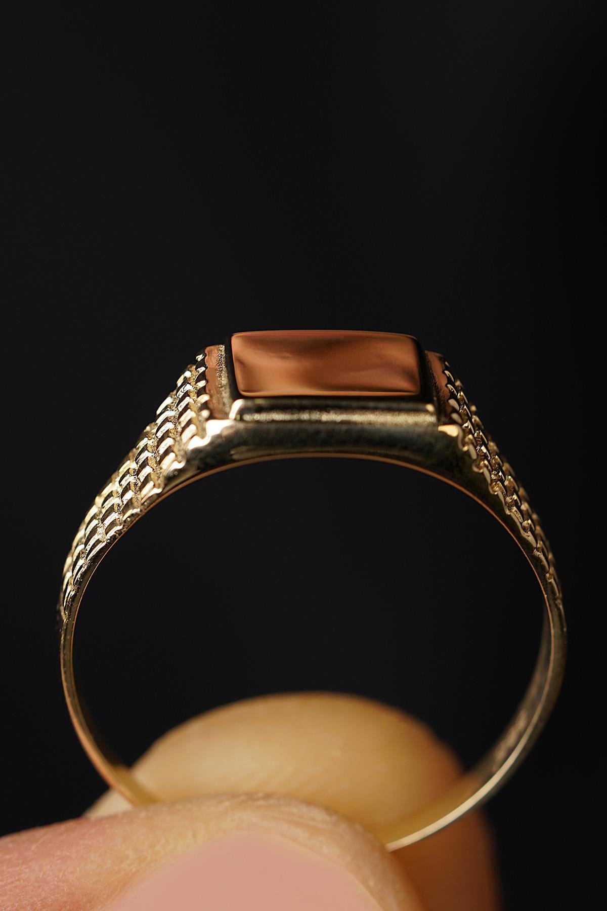 Men's 14K Gold Textured Cube Signet Ring